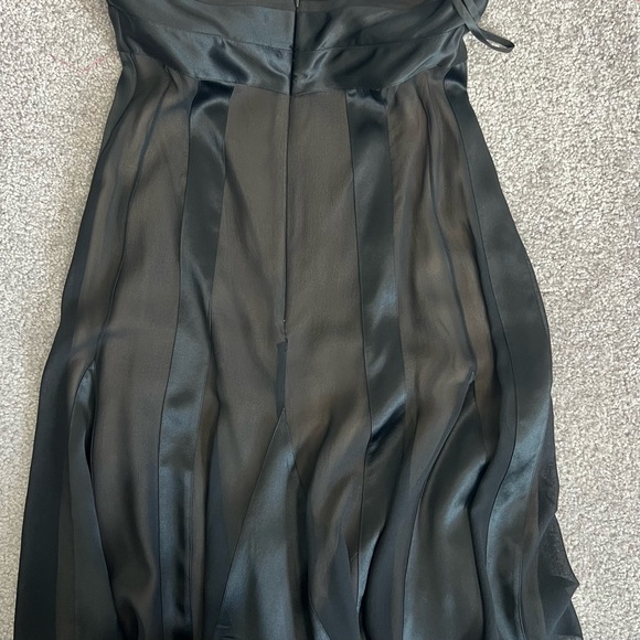 BCBGMAXAZRIA Black Silk Satin Pleated Halter Dress Size 4P - Picture 7 of 10